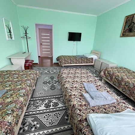 Guest House Ugra Barskoon ภายนอก รูปภาพ
