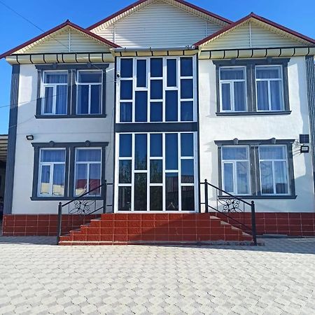 Guest House Ugra Barskoon ภายนอก รูปภาพ