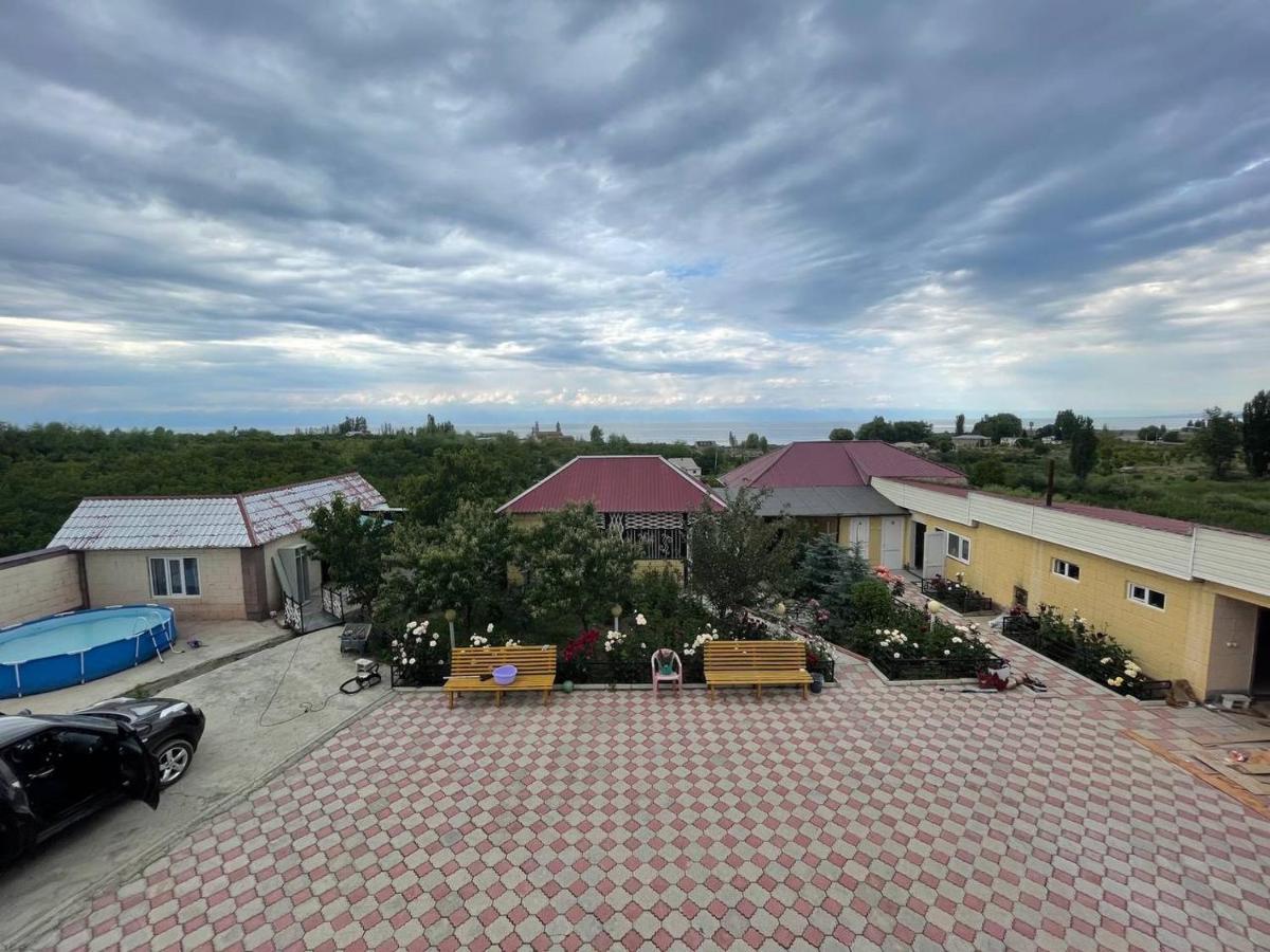 Guest House Ugra Barskoon ภายนอก รูปภาพ