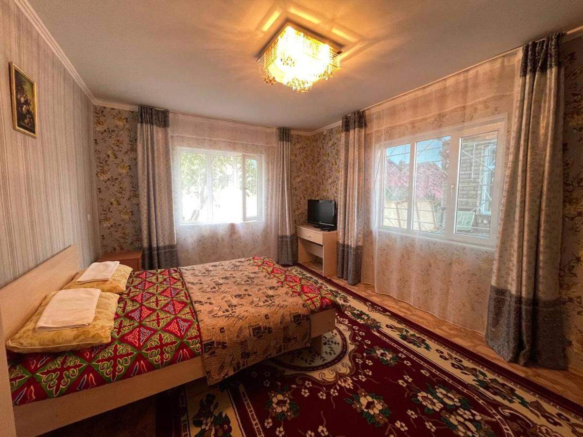 Guest House Ugra Barskoon ภายนอก รูปภาพ