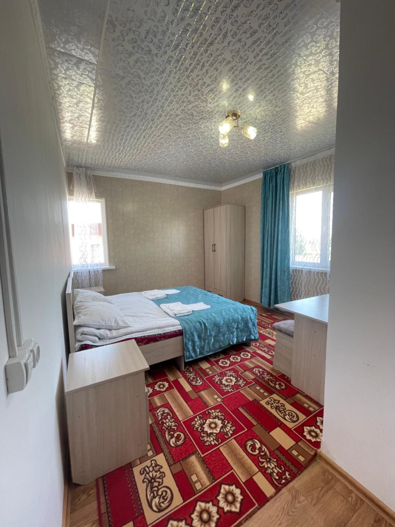 Guest House Ugra Barskoon ภายนอก รูปภาพ